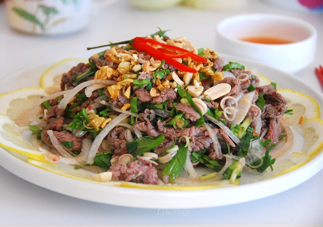 nộm thịt bò