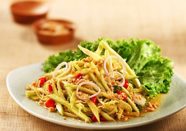 nộm xoài
