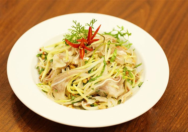 gỏi xoài xanh tai heo