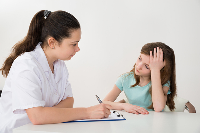 Có các mốc về phát triển ngôn ngữ ở trẻ mà dựa vào đó có thể chẩn đoán chứng rối loạn ngôn ngữ ở trẻ.