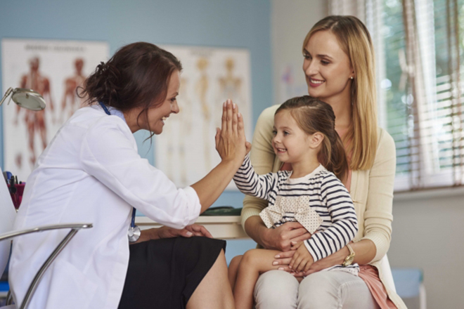 Hãy tham khảo ý kiến của các chuyên gia nếu bạn thấy tình trạng lo lắng, sợ hãi,... của con trở nên quá nghiêm trọng.