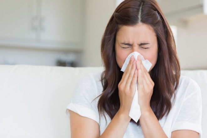 Bà bầu hắt xì hơi sổ mũi