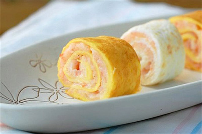 Trứng cuộn tôm lạ miệng