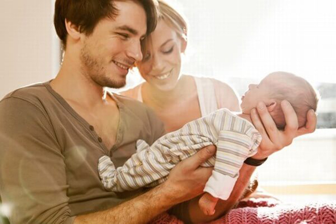 Ba mẹ chăm sóc trẻ cần có kỹ thuật