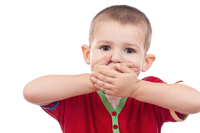 Trẻ chậm nói không phải là vấn đề quá nghiêm trọng nhưng rất cần được cha mẹ quan tâm.