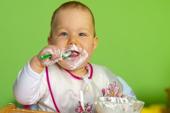 Ăn sữa chua tốt cho hệ đường ruột của bé