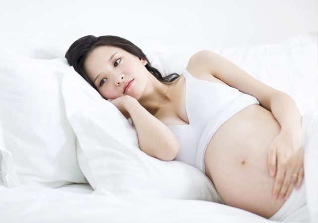 Không tiêm phòng trước khi mang bầu có sao không?