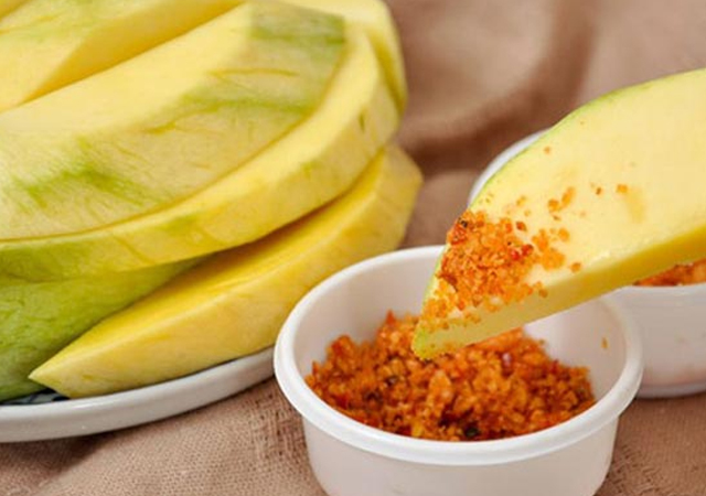 thèm ăn chua và mặn