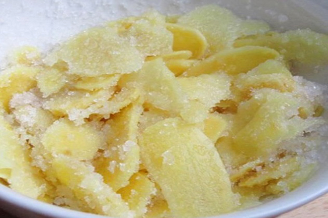 Ngâm gừng với đường