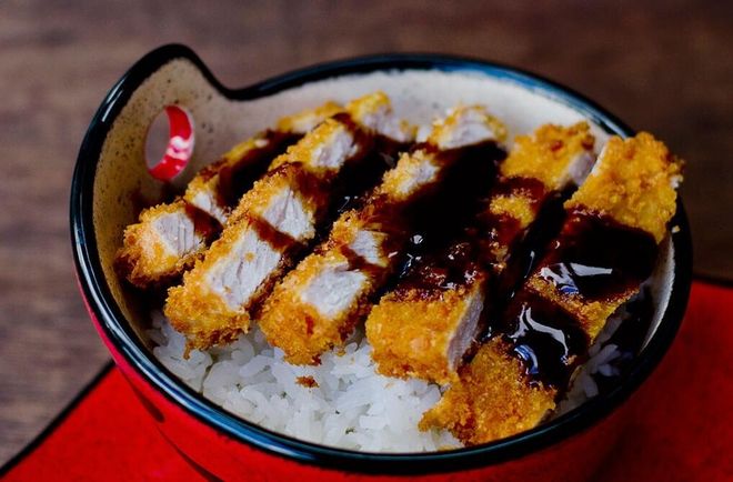 Thịt chiên xù kiểu Nhật