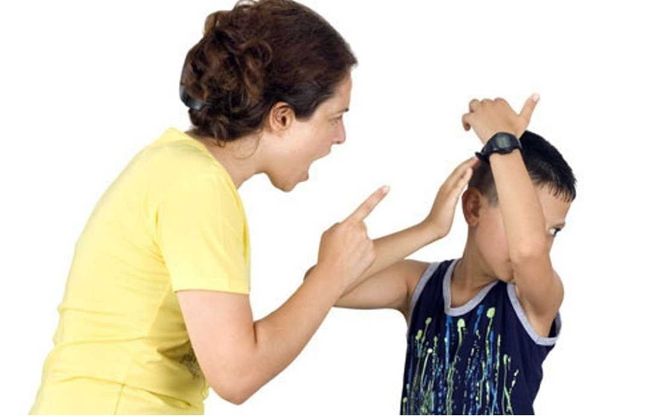 Trẻ bị la mắng