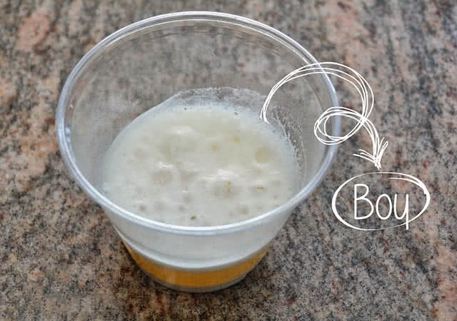 bột baking soda và nước tiểu