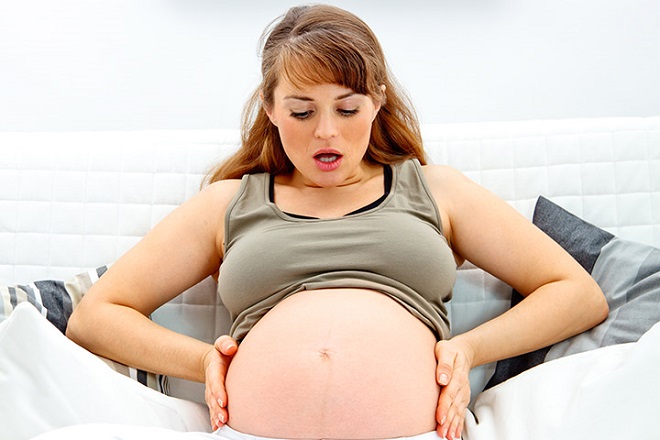bụng bầu tụt xuống