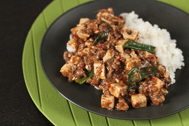 Sốt thịt bò và đậu hũ