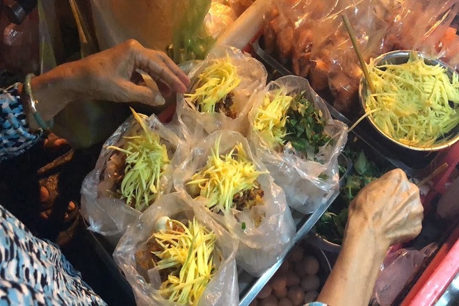 bánh tráng trộn
