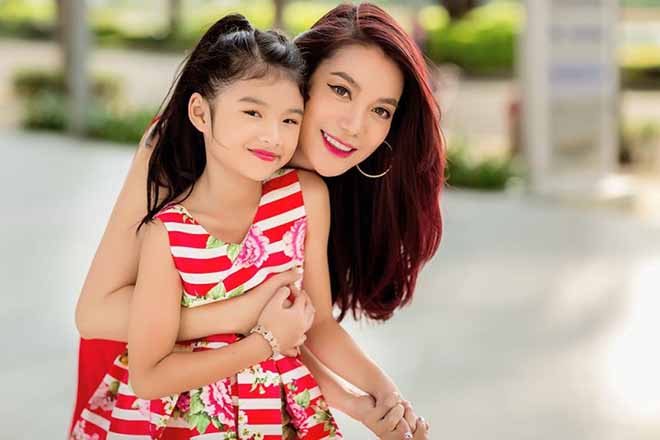 Trương Ngọc Ánh và con gái Bảo Tiên