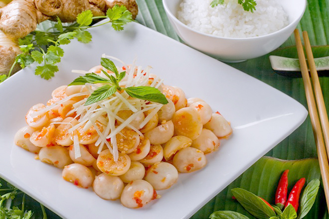 Đĩa cà pháo muối chua