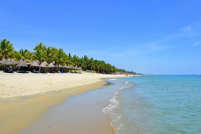 Biển Cửa Đại