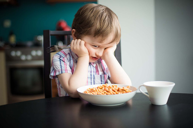 Đĩa ăn của trẻ quá nhiều