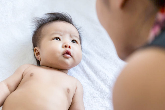 Dạy trẻ kỹ năng giao tiếp từ khi con còn nhỏ