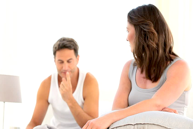 Cặp đôi trên giường