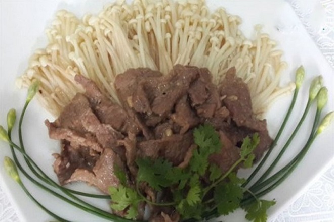 thịt bò nấm kim châm