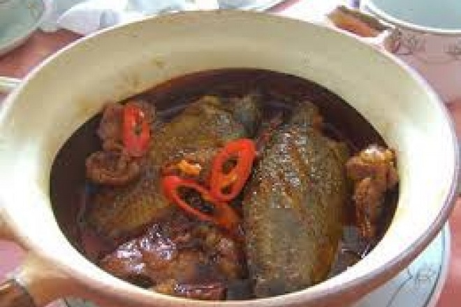 cá diếc hầm