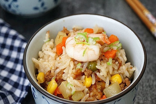 cơm nấu nước trái cây