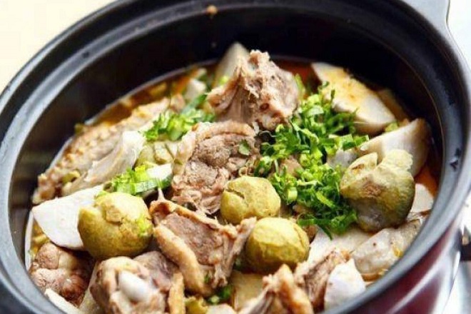 Vịt om sấu nước cốt dừa