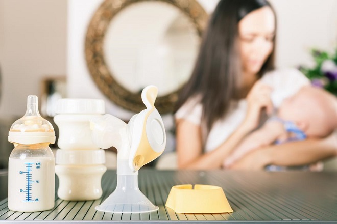 tập bú bình sớm