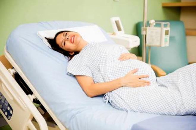 Sinh mổ khẩn cấp