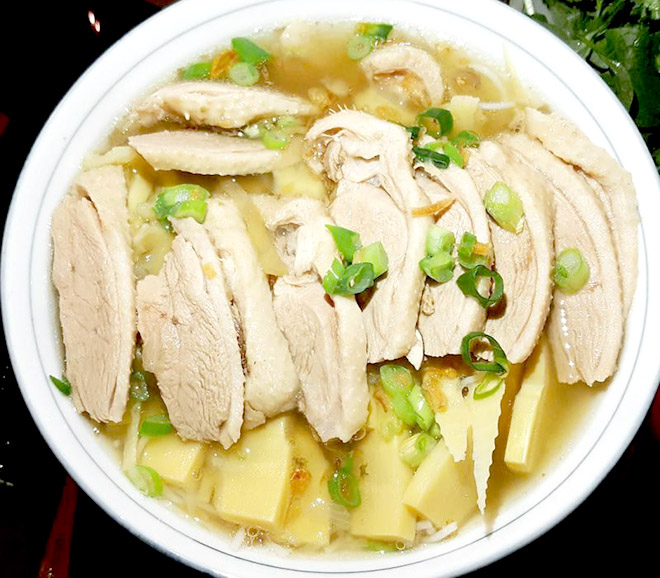 Bún măng vịt