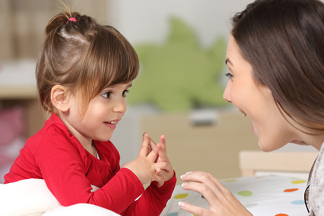 Dạy trẻ nhận diện tên