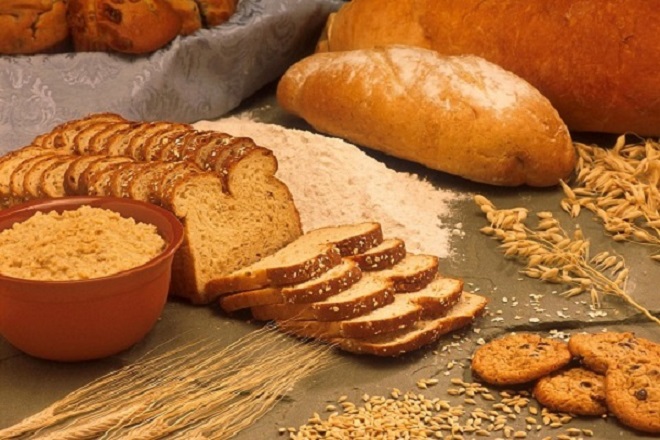 mẹ bầu ăn bánh