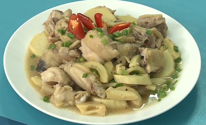 gà kho măng