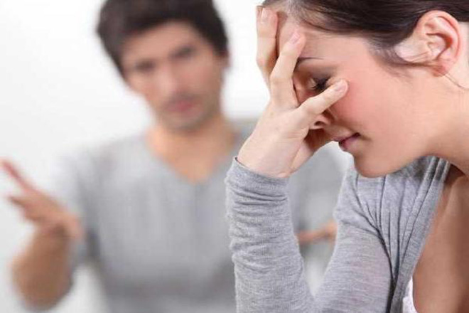 Chồng đổ lỗi cho vợ