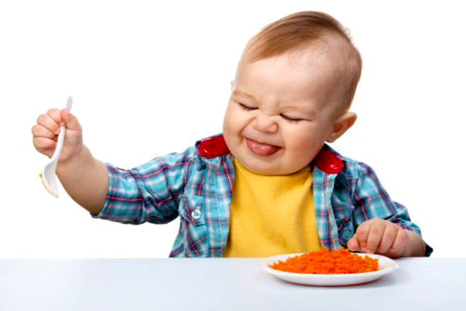 Cách trị bé 1 tuổi biếng ăn