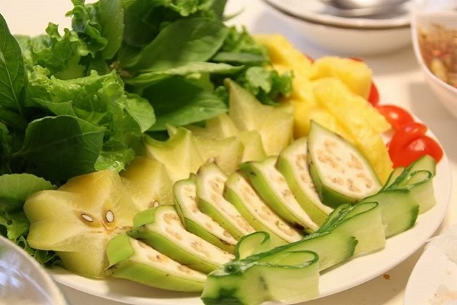 rau sống ăn nem nướng