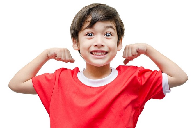 trẻ bị thấp còi