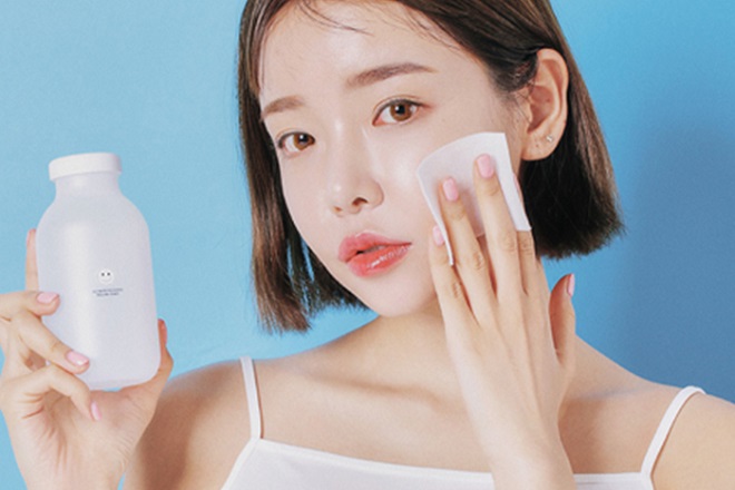 tẩy trang khi đi ngủ