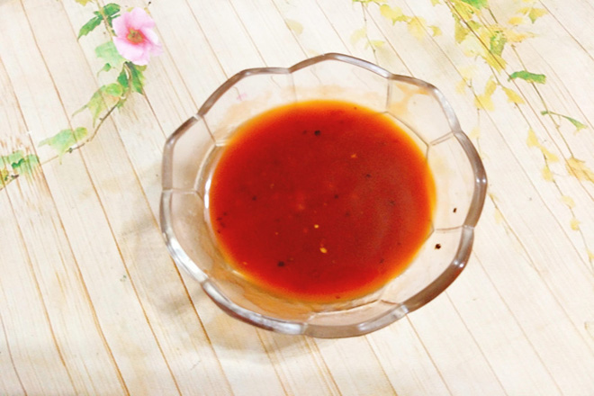 pha nước sốt sườn xào chua ngọt