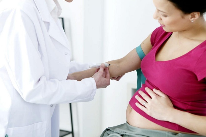 đến bác sĩ kiểm tra