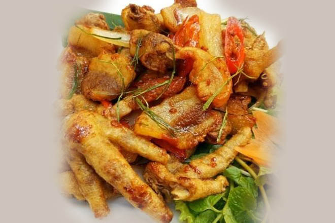 Chân gà chiên nước mắm tỏi