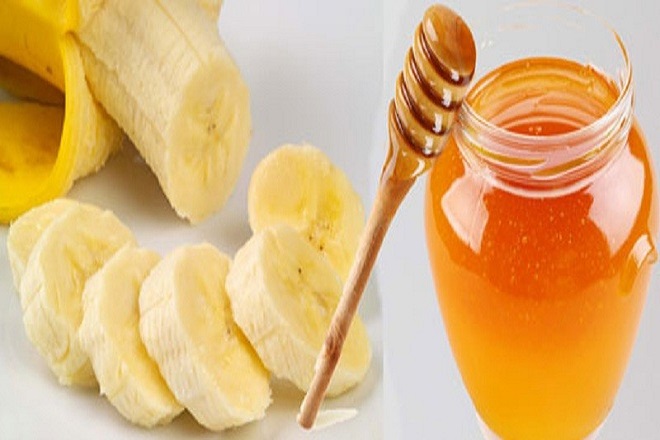 mat ong chMặt nạ mật ong và chuối giữ ẩm, giúp da sáng khỏeuoi