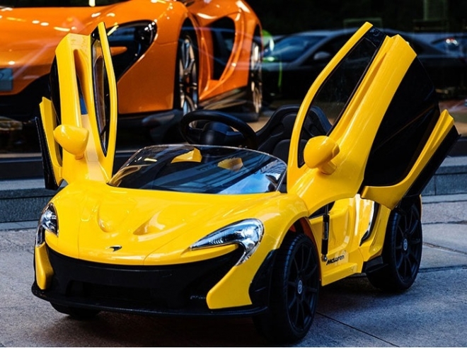 Hình ảnh xe ô tô điện Mclaren 672R