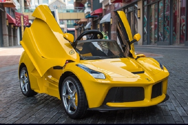 Hình ảnh xe điện em bé Ferrari 82700