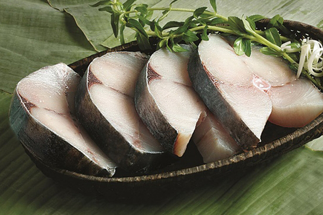 Bà bầu không nên ăn cá thu vua