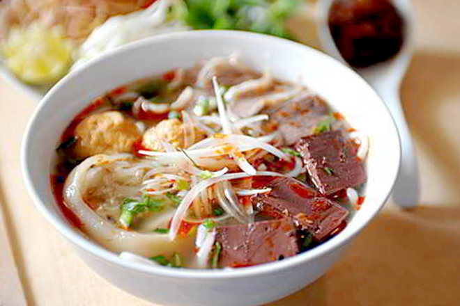 Cách nấu bún bò