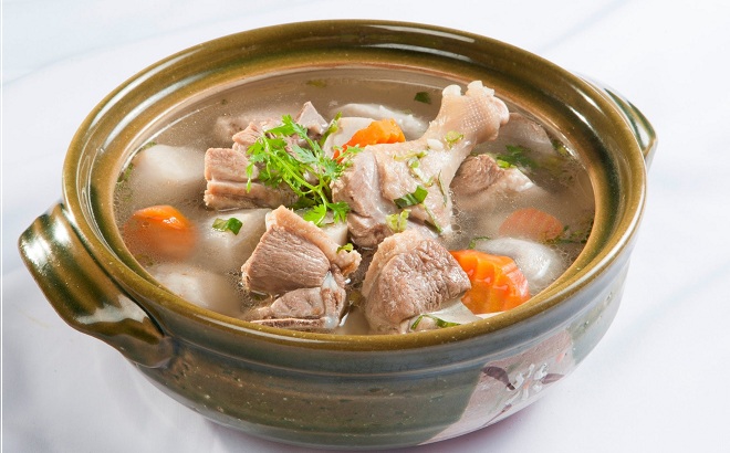 canh vit nau khoai so