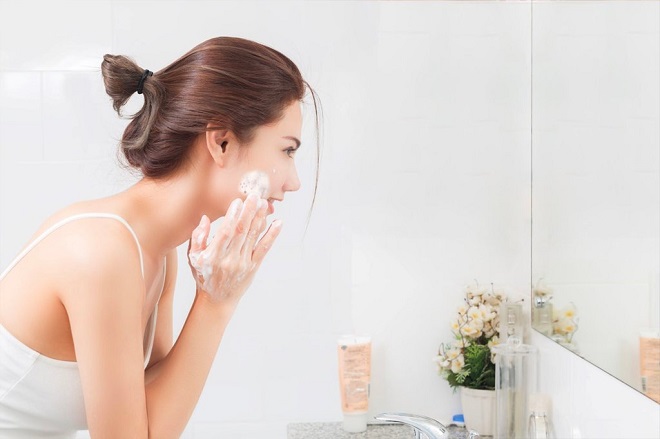 rửa mặt đúng cách